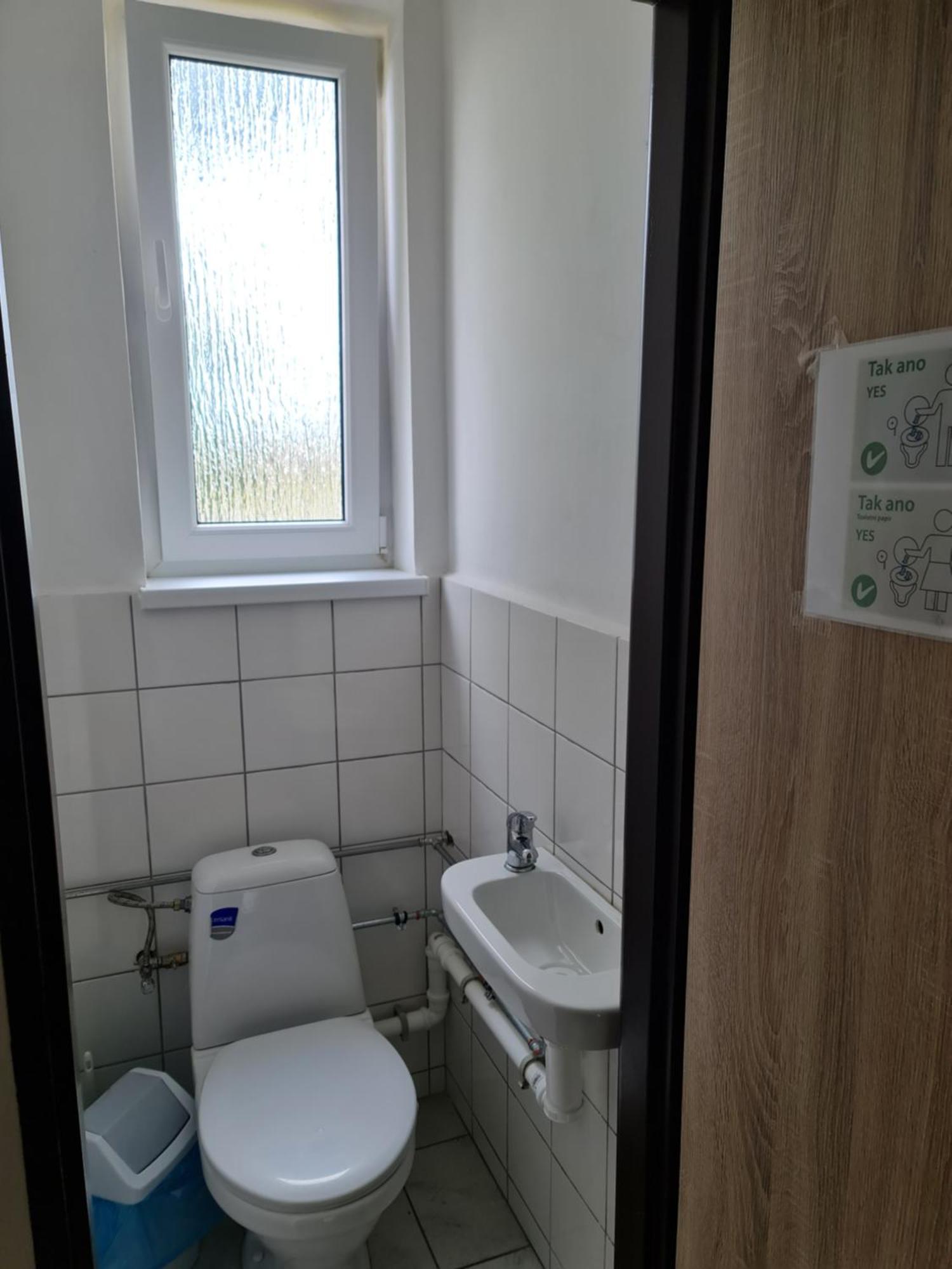 Nika Beds Hotel Pardubice Ngoại thất bức ảnh